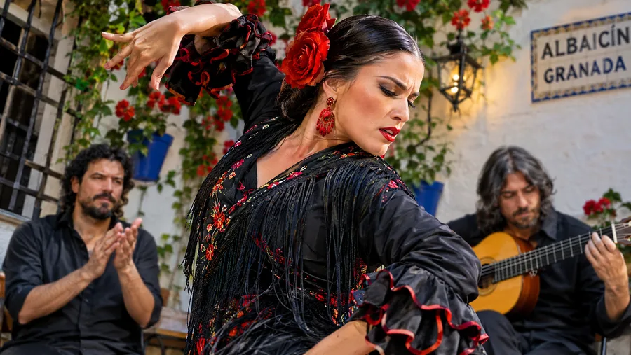 Flamenco Shows in the Albaicín Granada